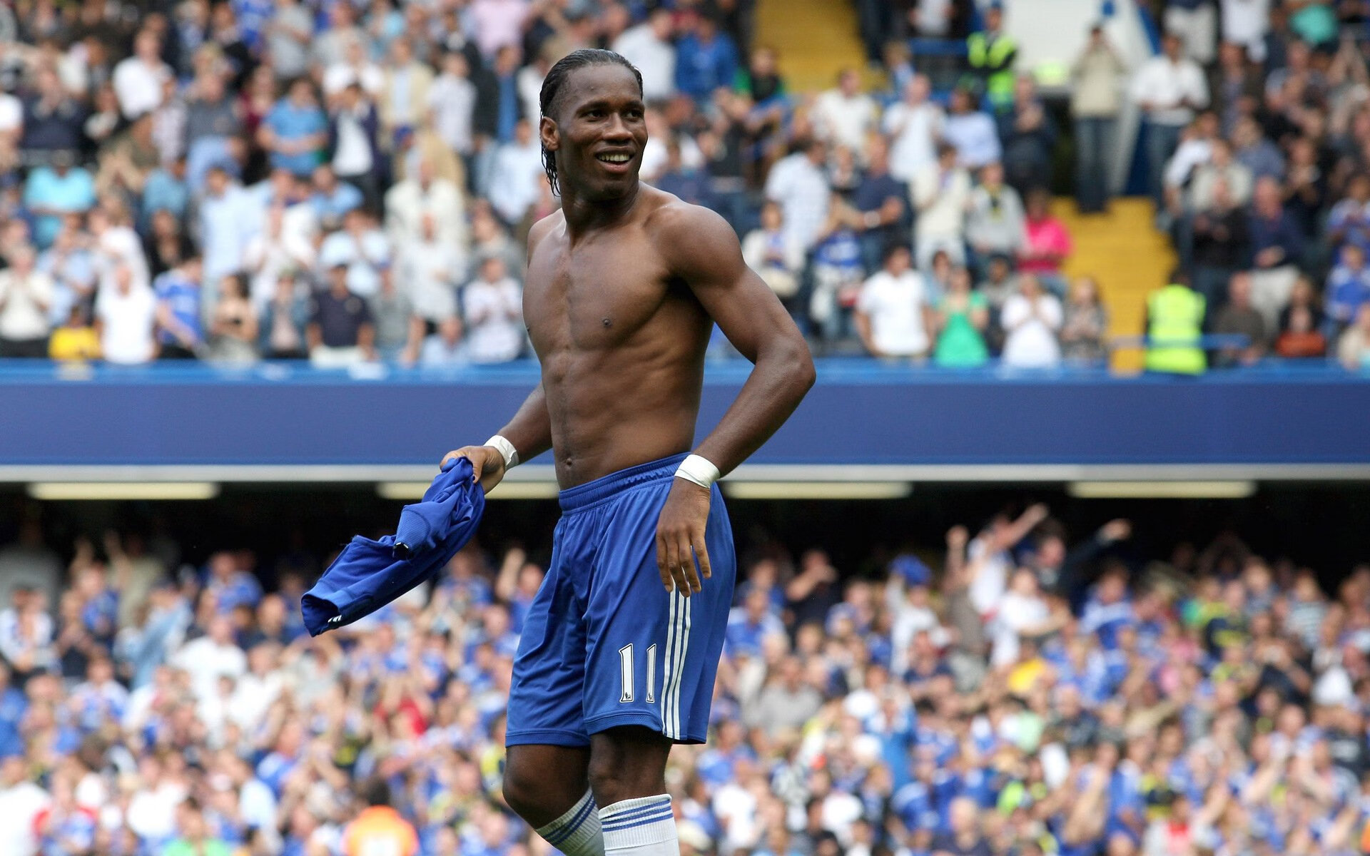 拜仁慕尼黑主场4-1大胜霍芬海姆，继续领跑德甲，拜仁慕尼黑vs霍芬海姆历史战绩